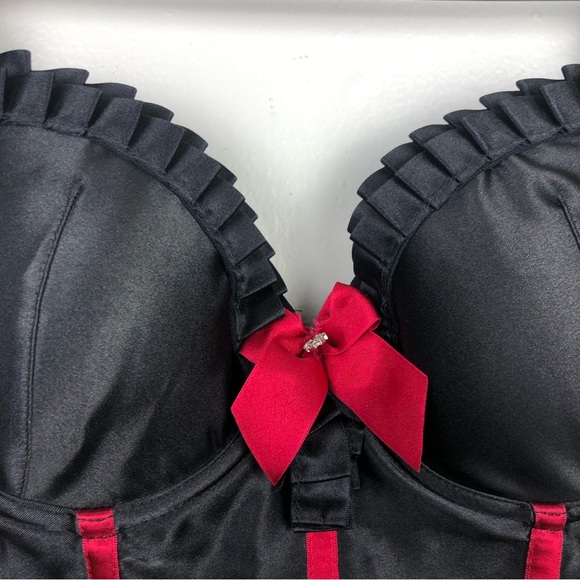 Fredericks Of Hollywood Black and Red Corset Top - Picture 2 of 7